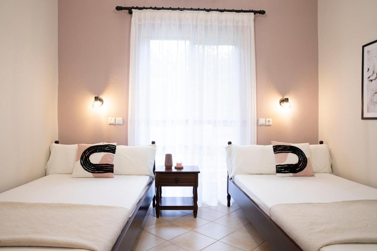 Elena Luxury Living Lejlighed Paralía Skotínis Eksteriør billede